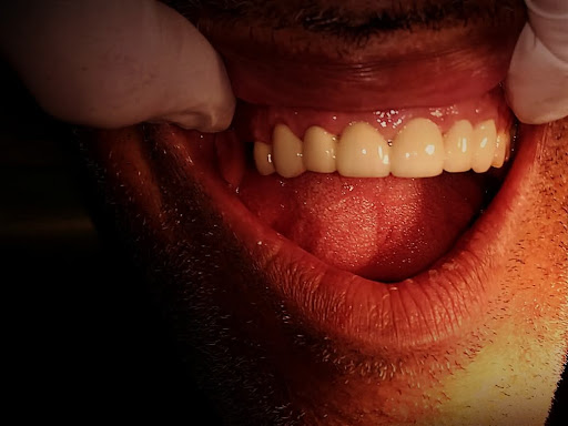 Luxor Nile Dental Clinic د.شريف أشرف الحسيني